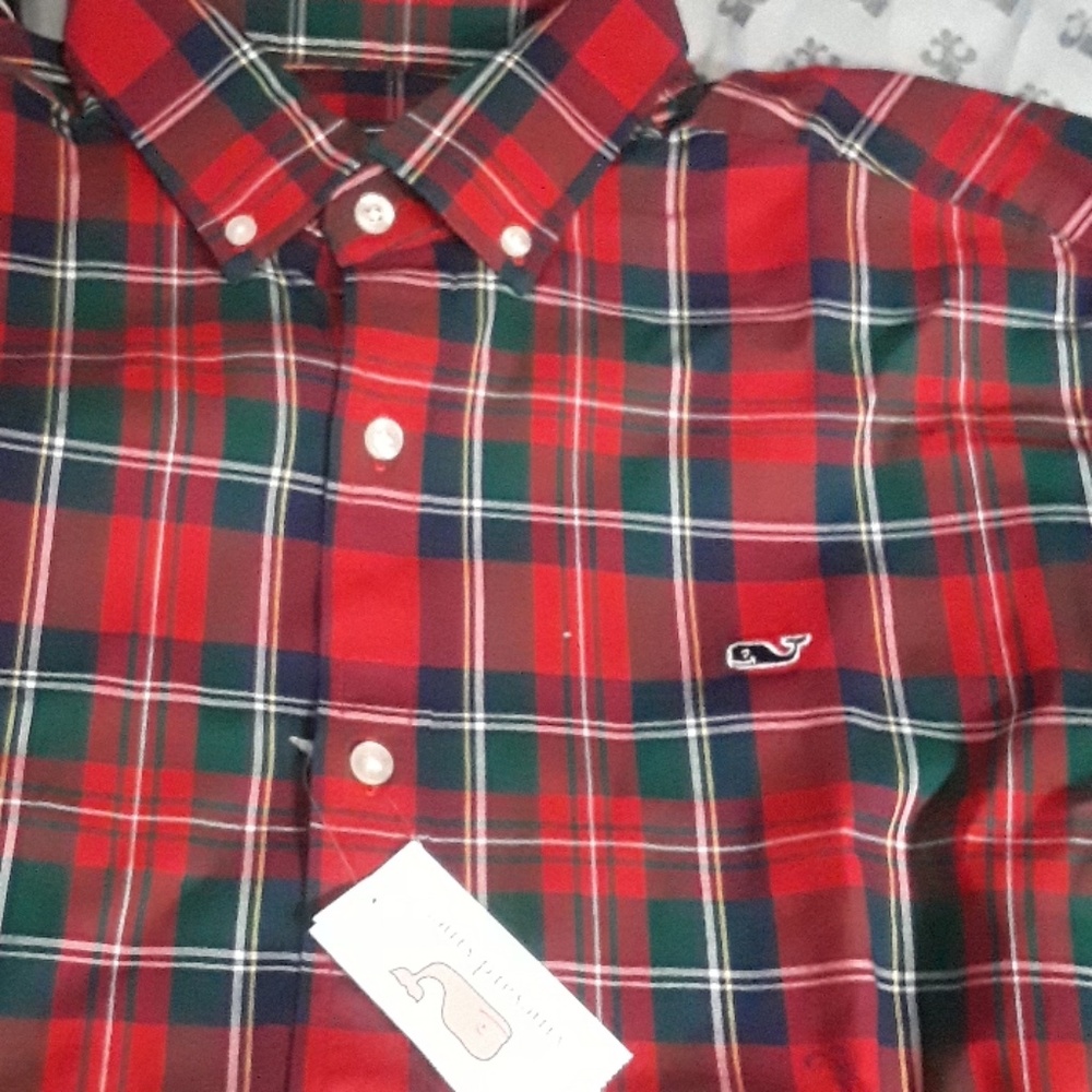 Vineyard vines